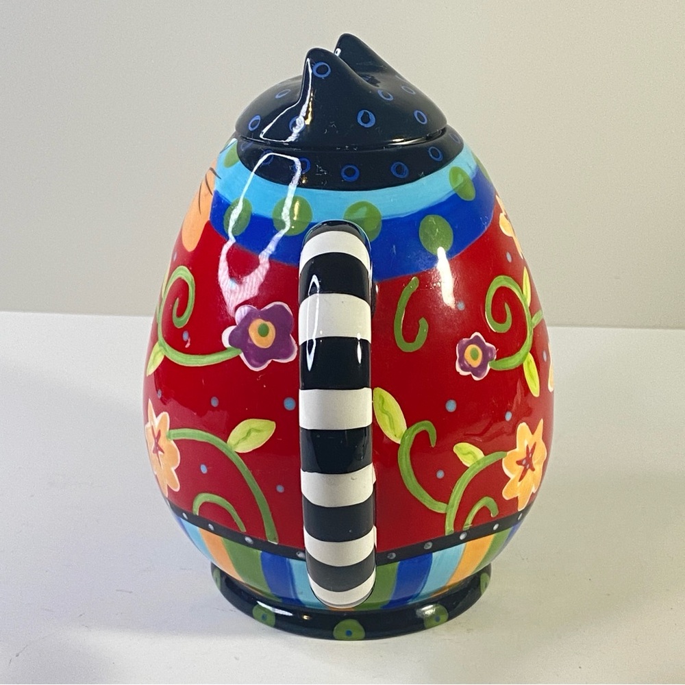 Cat’s Meow Red Floral Cat Teapot, Striped Tail Handle, Ceramic - Picture 2 of 9